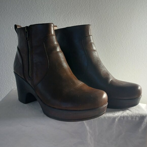 BOC by Born Blakelynn Brown Booties with Block Heel Size 8.5 - Picture 5 of 6